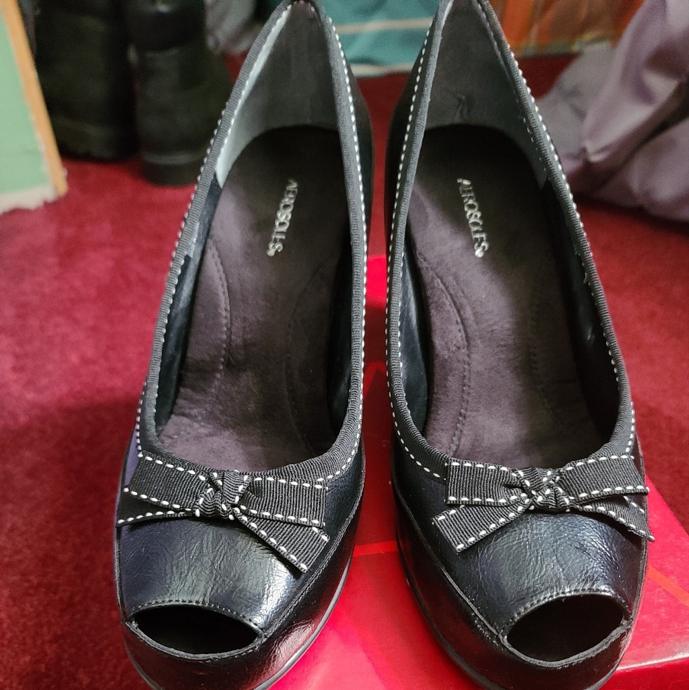 Black High Heel Peep Toe